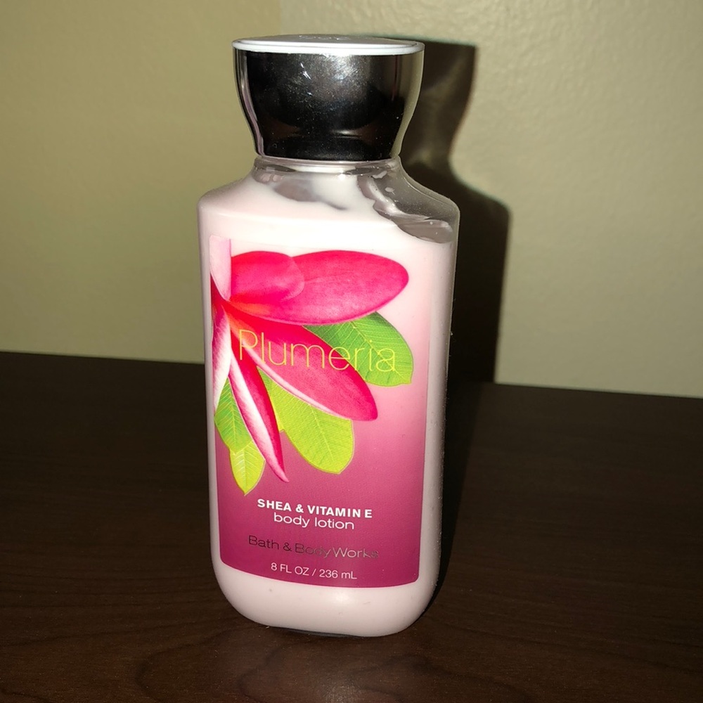 Bath & Body Works Plumeria body lotion